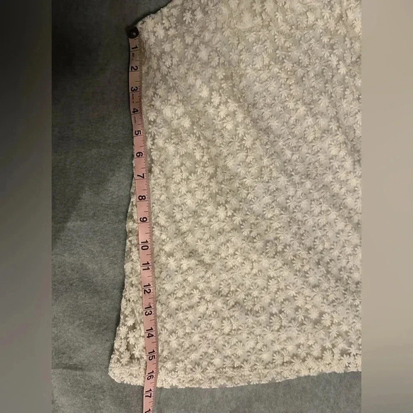 Karlie ivory Lana spaghetti strap top size S - Picture 9 of 9